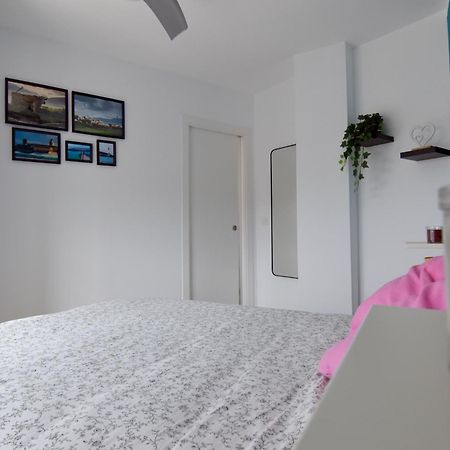 Complete Apartment In Tarifa Center Extérieur photo